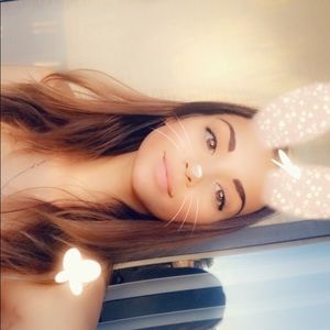 Meet your Posher, Isabella